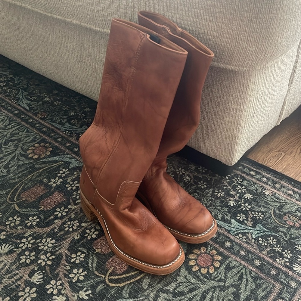 Frye Campus 14L Saddle Cognac Leather Vintage Distressed Square Toe Cowboy Boots